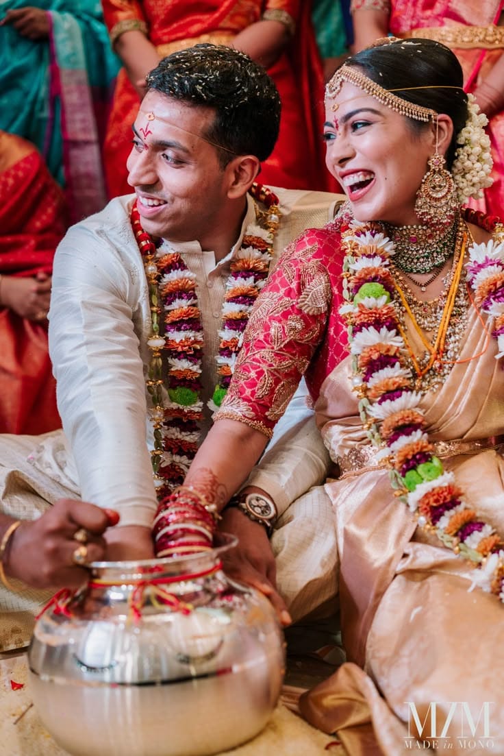 A Traditional Wedding With The Bride In A Gorgeous Silk Saree A Traditional Wedding With The Bride In A Gorgeous Silk Saree